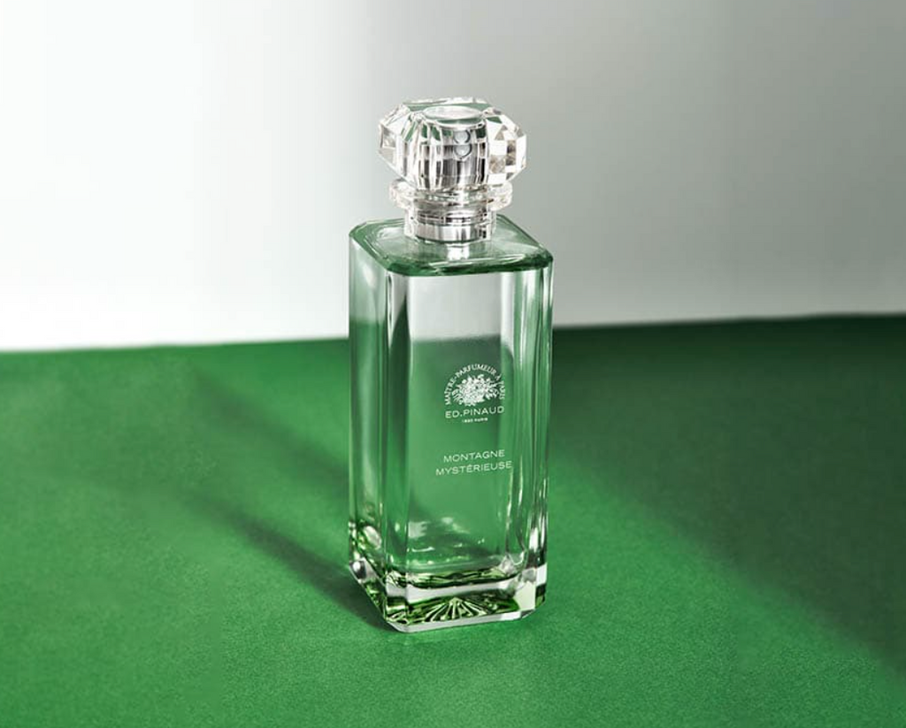 神秘的山谷 MONTAGNE MYSTERIEUSE - EAU FRAÎCHE