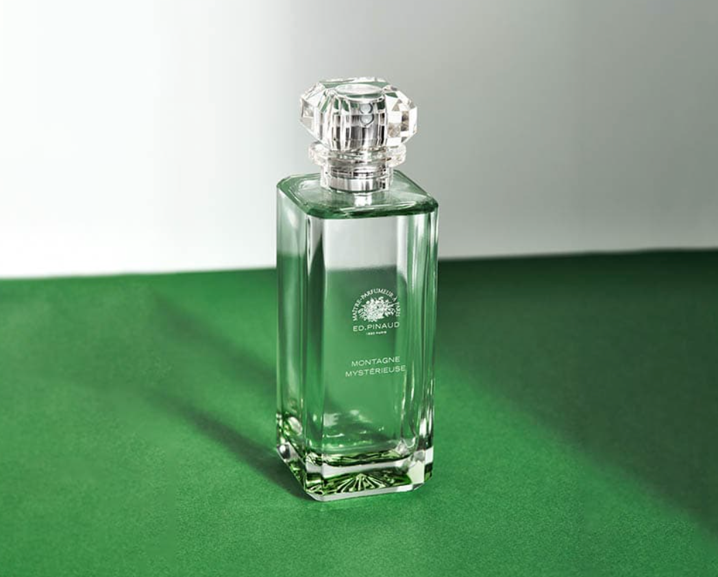 神秘的山谷 MONTAGNE MYSTERIEUSE - EAU FRAÎCHE